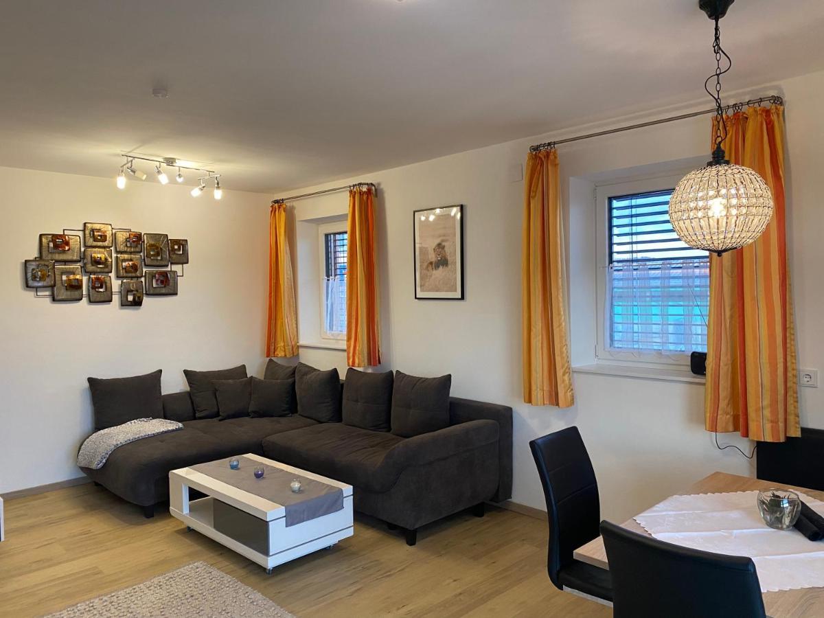 Wohnung City Nord Mit Balkon Herzogsdorf Exteriör bild